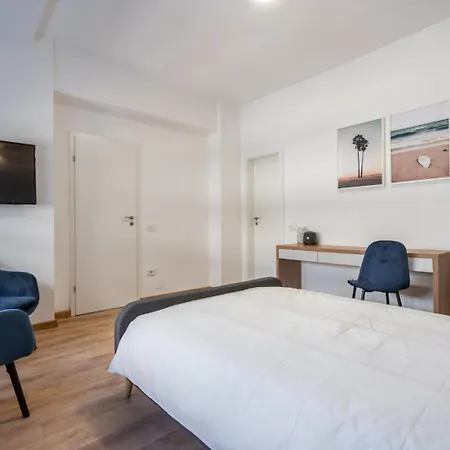 Minimalist Design In Magheru Bukarest