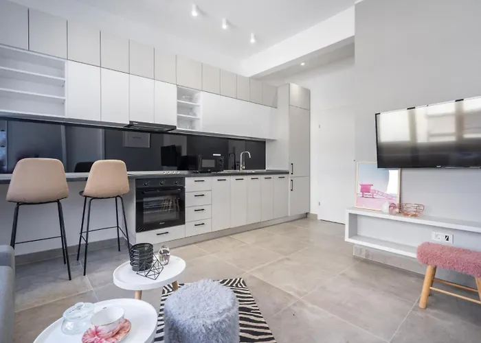 Apartamento Minimalist Design In Magheru *